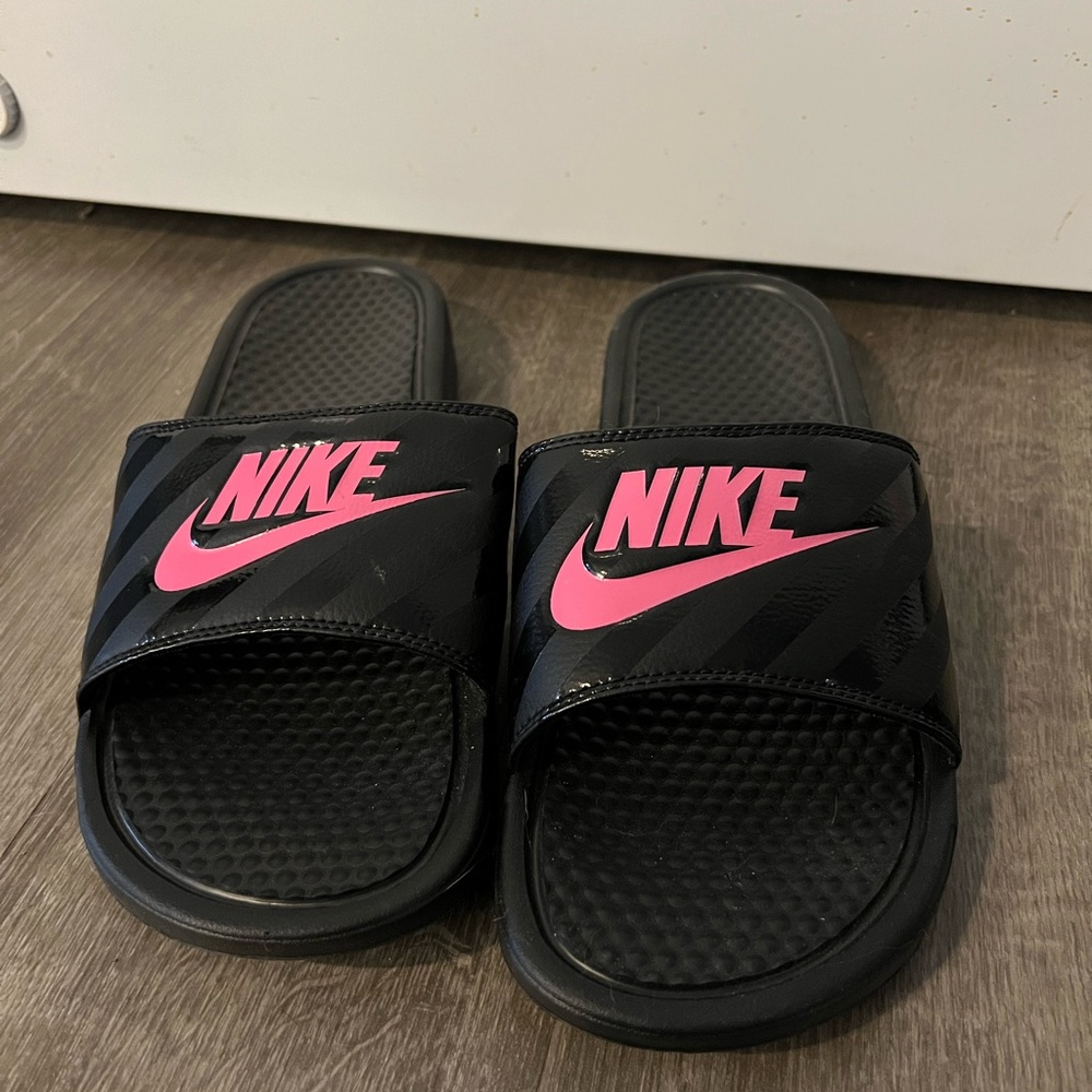 Nike Black and Pink Women's Sandals